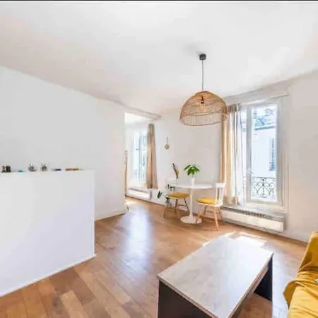 2-rooms Sunny In Hip Place Appartamento *